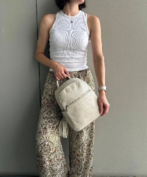 beige_.jpg