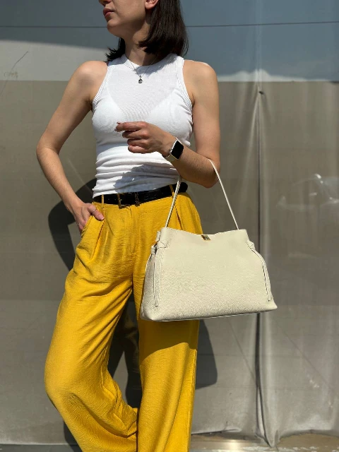 beige_.jpg