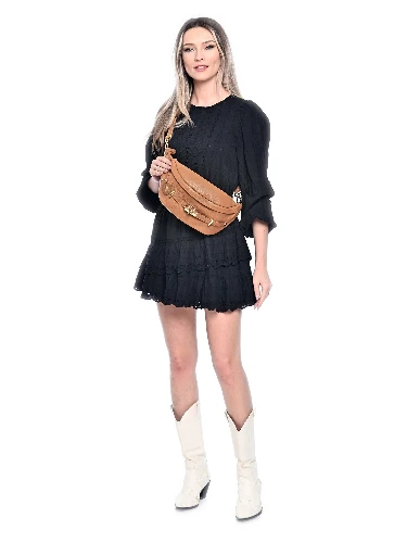SS24_AL_1850_COGNAC_Model.jpg