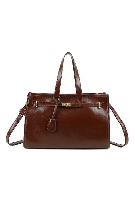 brown_cognac.webp